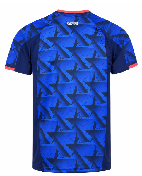 Cabo Verde 2026 · Local — espalda