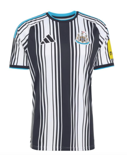 Newcastle 26/27 1ª equipación